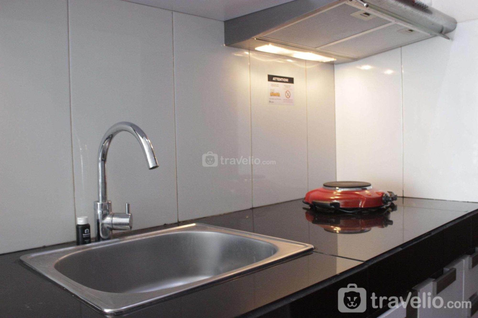 Strategic & Stylish Gateway Pasteur Near Pasteur Exit Toll By Travelio Apartemen *