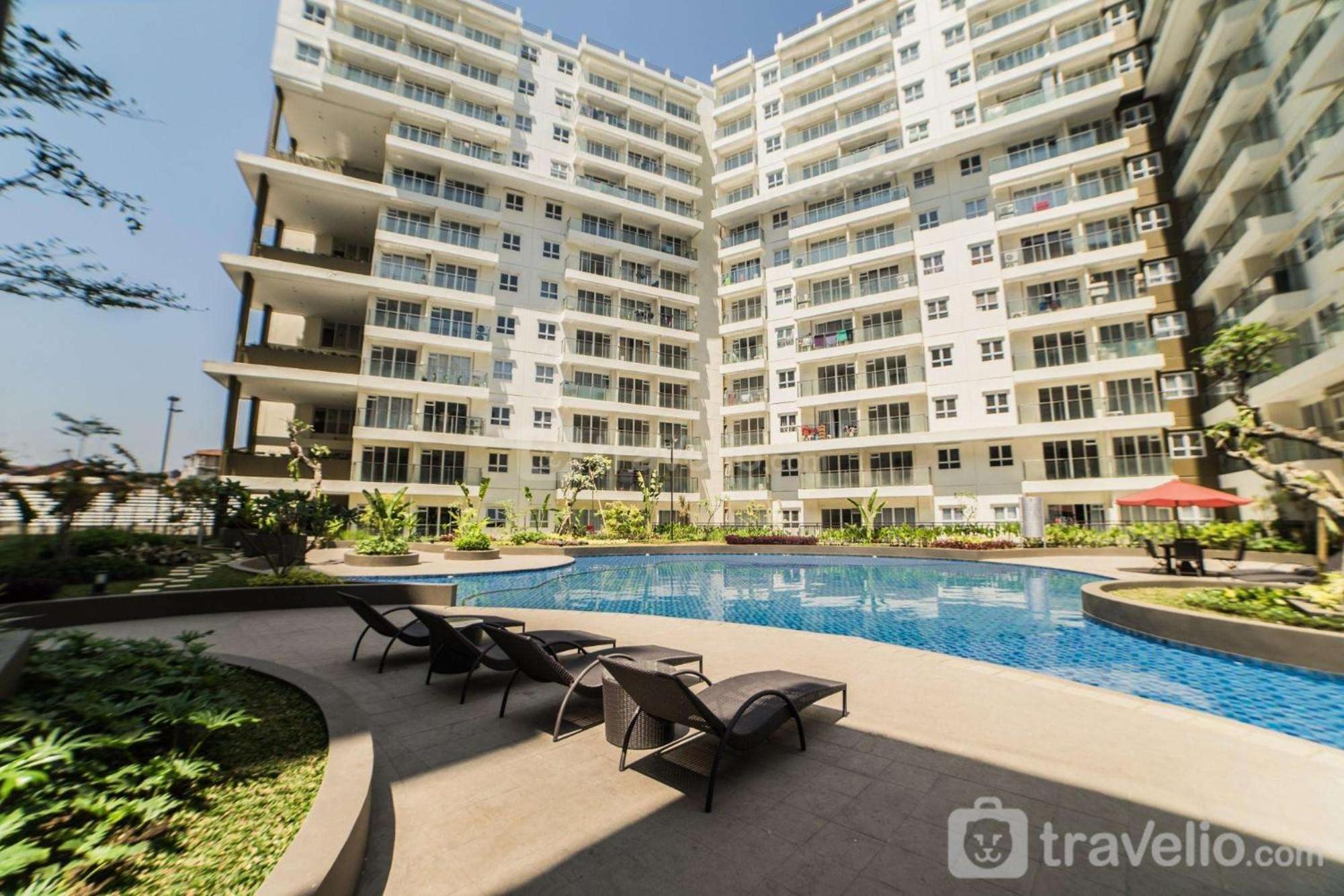 Strategic & Stylish Gateway Pasteur Near Pasteur Exit Toll By Travelio Apartemen Bandung